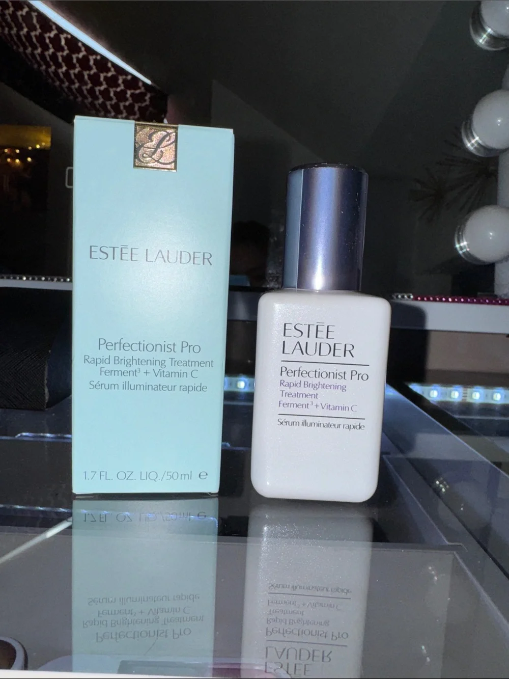 Estee Lauder Perfectionist Pro Rapid Brightening Treatment - Light Aqua & White